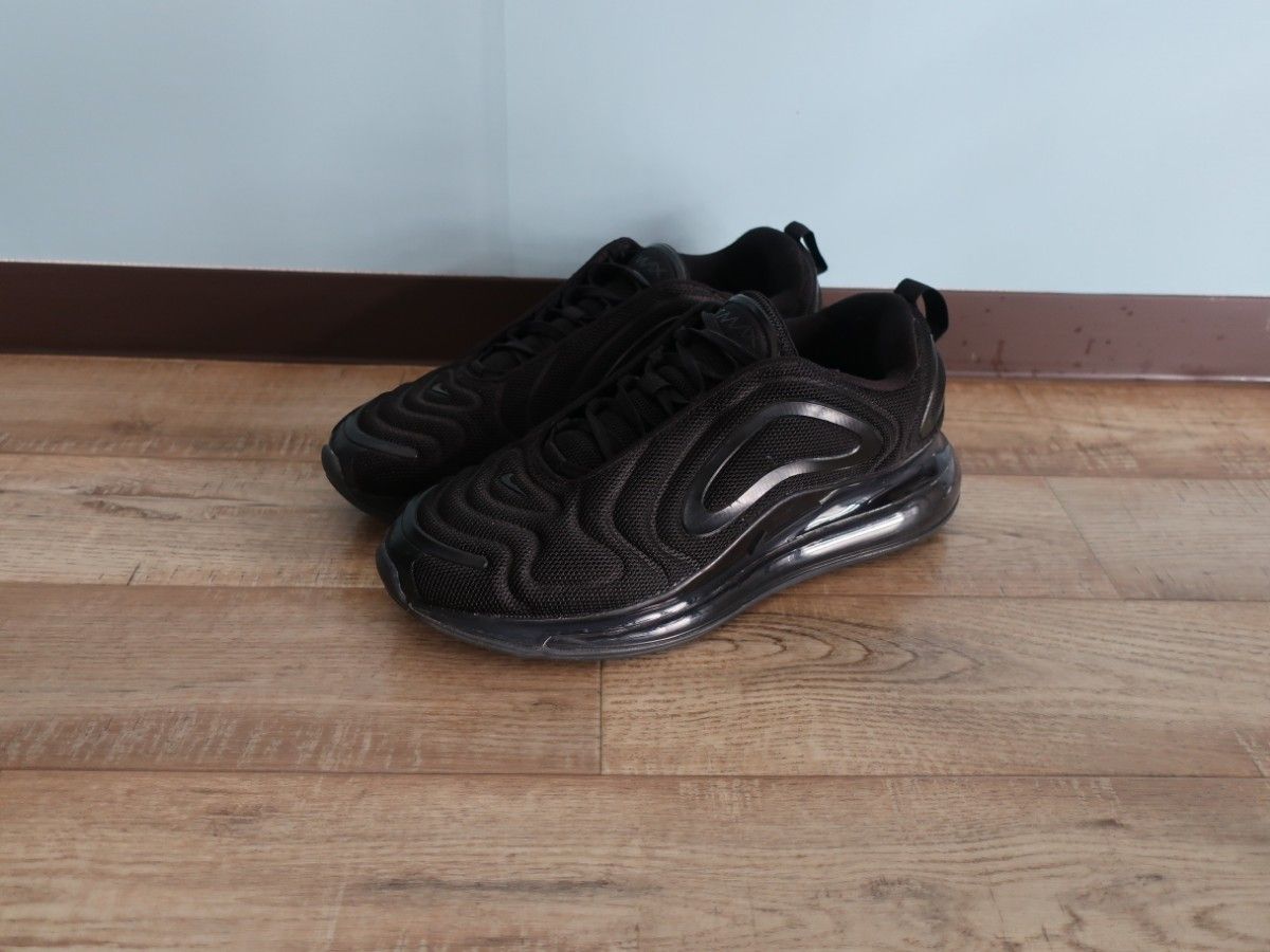 人気 格安 NIKE AIRMAX720 トリプルブラック 27 ナイキ エア 人気 格安 NIKE AIRMAX720 トリプルブラック 27 ナイキ エア