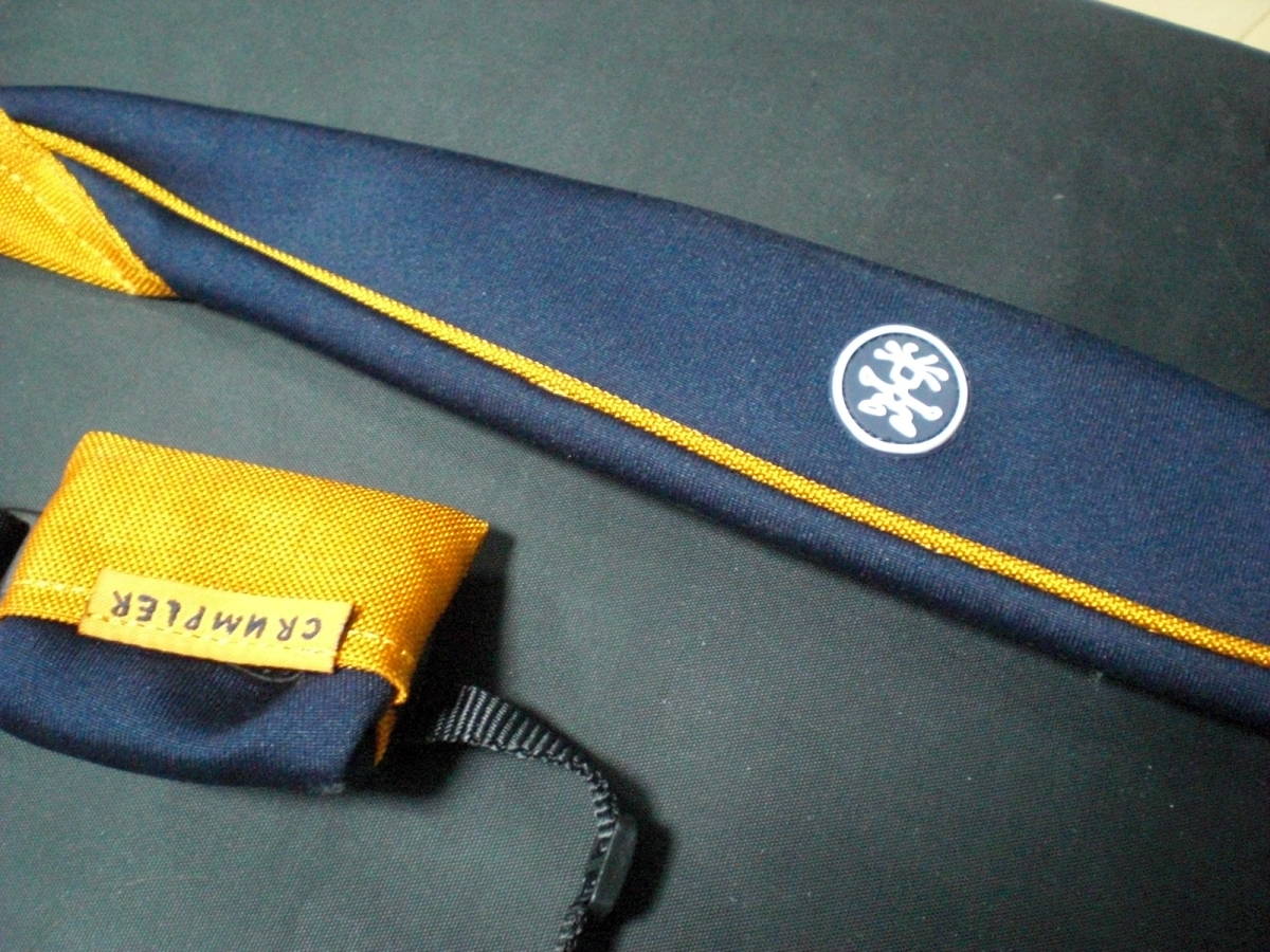 Crumpler Singapore Slim Camera Strap