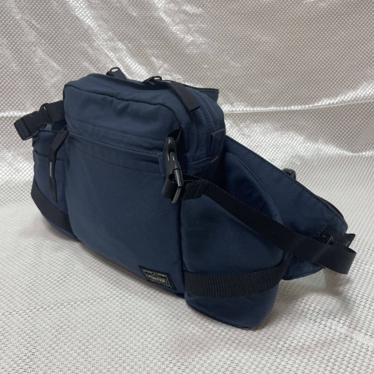美品】吉田カバン PORTER ドリンクホルダー搭載 ヒップバッグ 美品】吉田カバン PORTER ドリンクホルダー搭載 ヒップバッグ