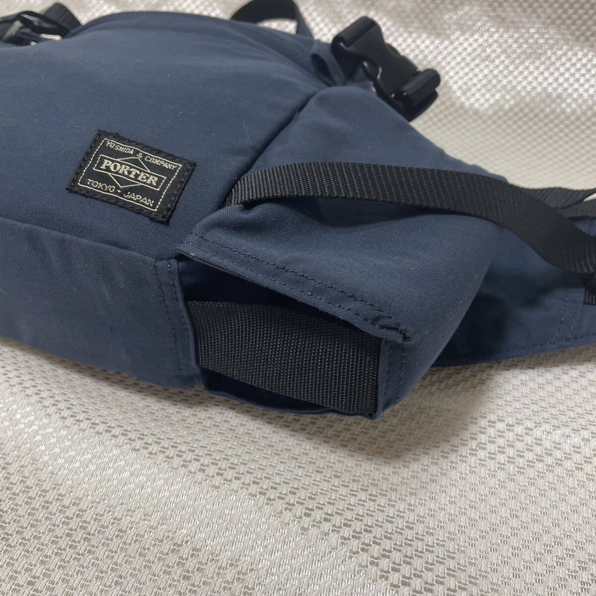 美品】吉田カバン PORTER ドリンクホルダー搭載 ヒップバッグ 美品】吉田カバン PORTER ドリンクホルダー搭載 ヒップバッグ