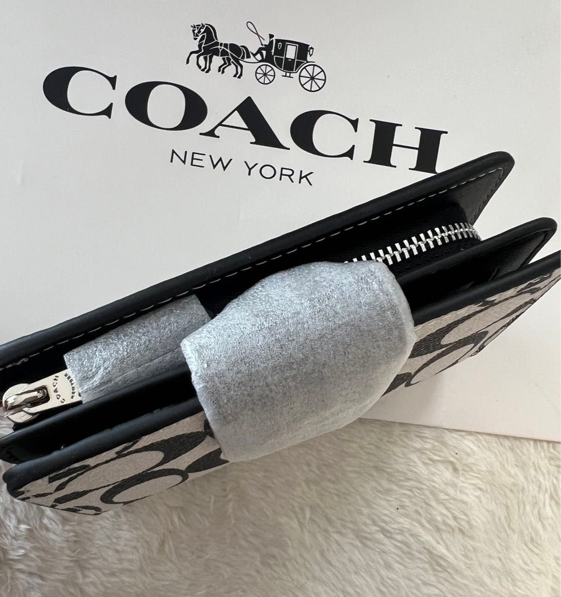COACH 財布 ホワイト ブラック 白黒 シグネチャー ミディアム COACH 財布 ホワイト ブラック 白黒 シグネチャー ミディアム