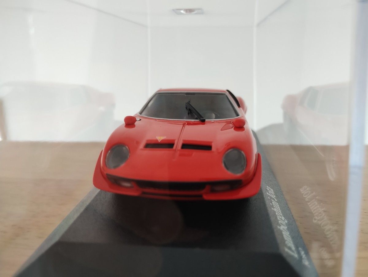 ランボルギーニ イオタ 1970 赤 ミニチャンプス ミニカー 1/43 ランボルギーニ イオタ 1970 赤 ミニチャンプス ミニカー 1/43