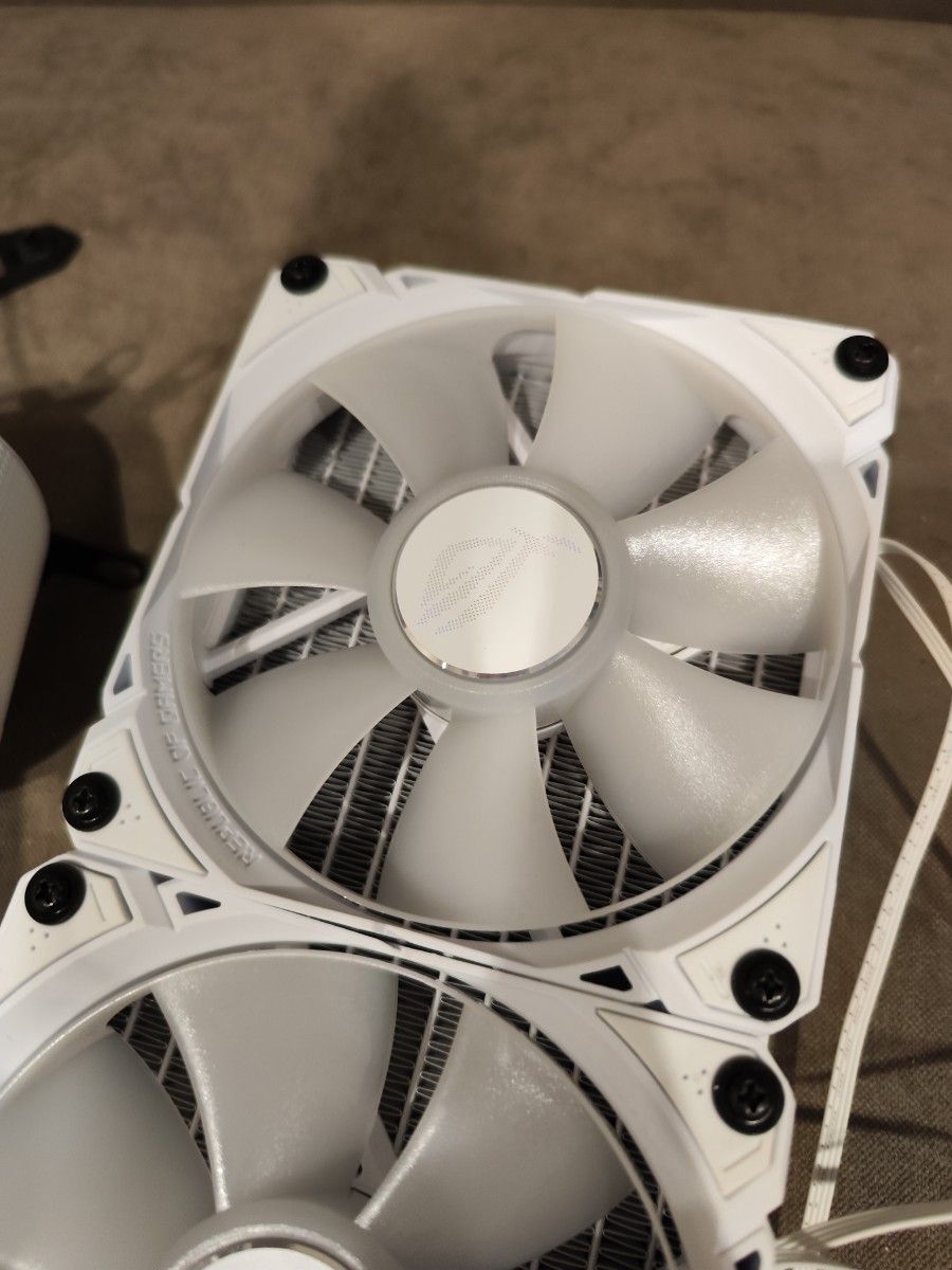 ROG RYUO Ⅲ 360 ARGB WHITE EDITION (LGA1800/1700/115Xのみ ROG RYUO Ⅲ 360 ARGB WHITE EDITION (LGA1800/1700/115Xのみ