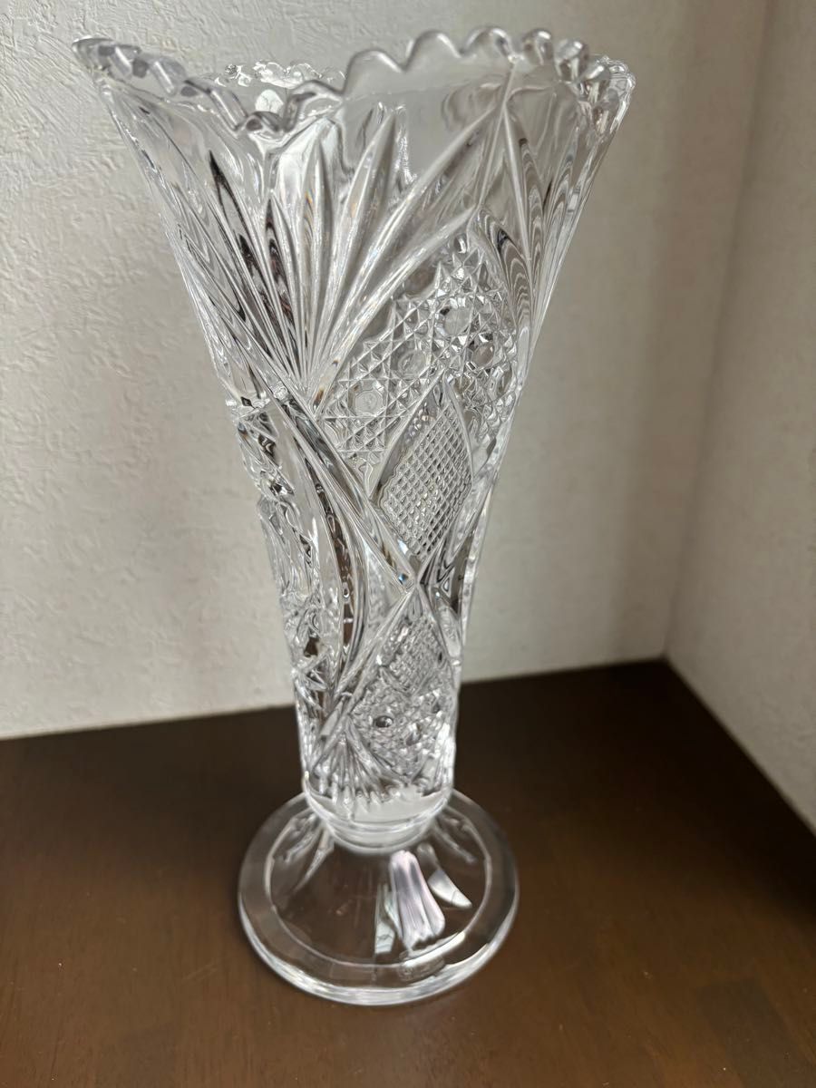 昭和レトロ/カメイガラスの花器/花瓶 白と透明ガラスの大型フラワースタンド 昭和レトロ/カメイガラスの花器/花瓶 白と透明ガラスの大型