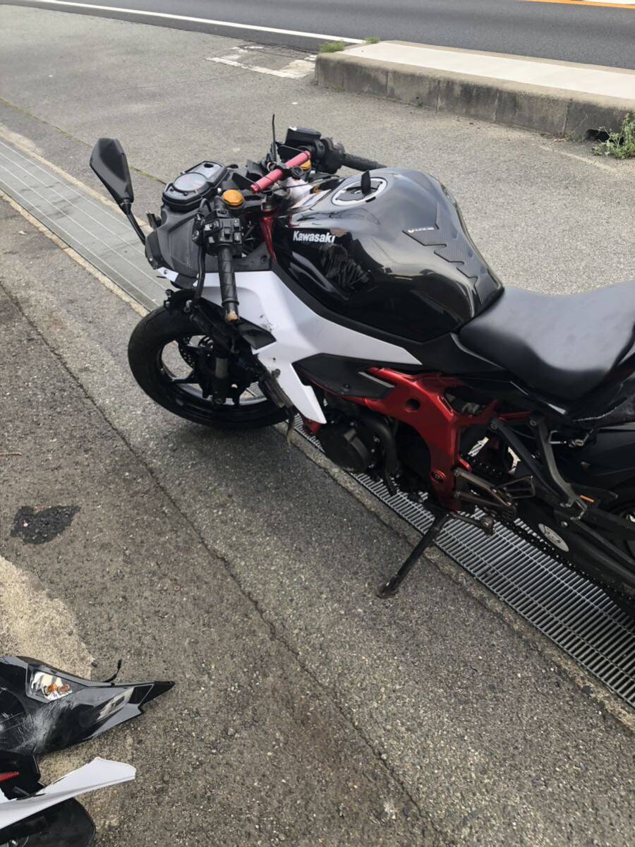 1円スタート 2022年式 カワサキ ニンジャ ZX25R 事故車 部品取り 1円スタート 2022年式 カワサキ ニンジャ ZX25R 事故車 部品取り