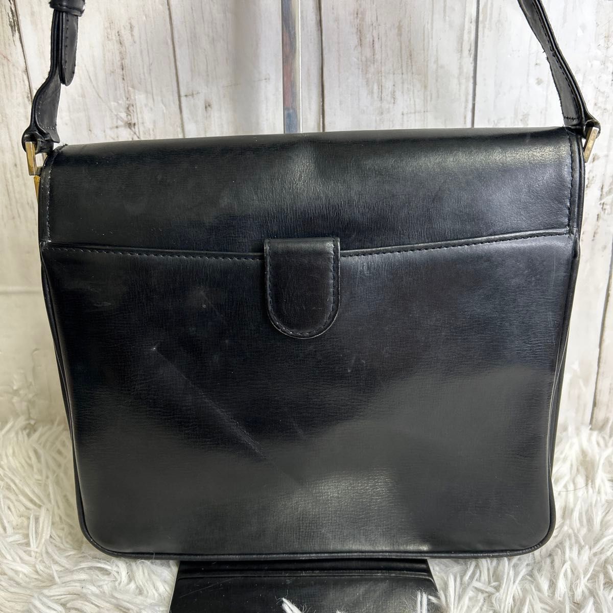 オールドグッチ ショルダーバッグ GUCCI ブラック レザー ロゴ G オールドグッチ ショルダーバッグ GUCCI ブラック レザー ロゴ G
