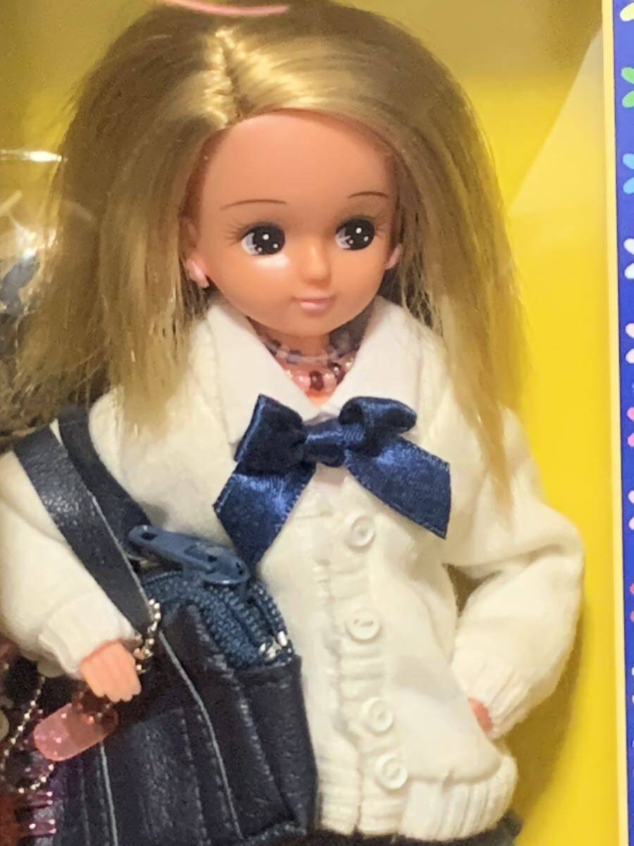 ストリートリカ 女子高生リカちゃん USED 人形、キャラクタードール ストリートリカ 女子高生リカちゃん USED 人形、キャラクタードール