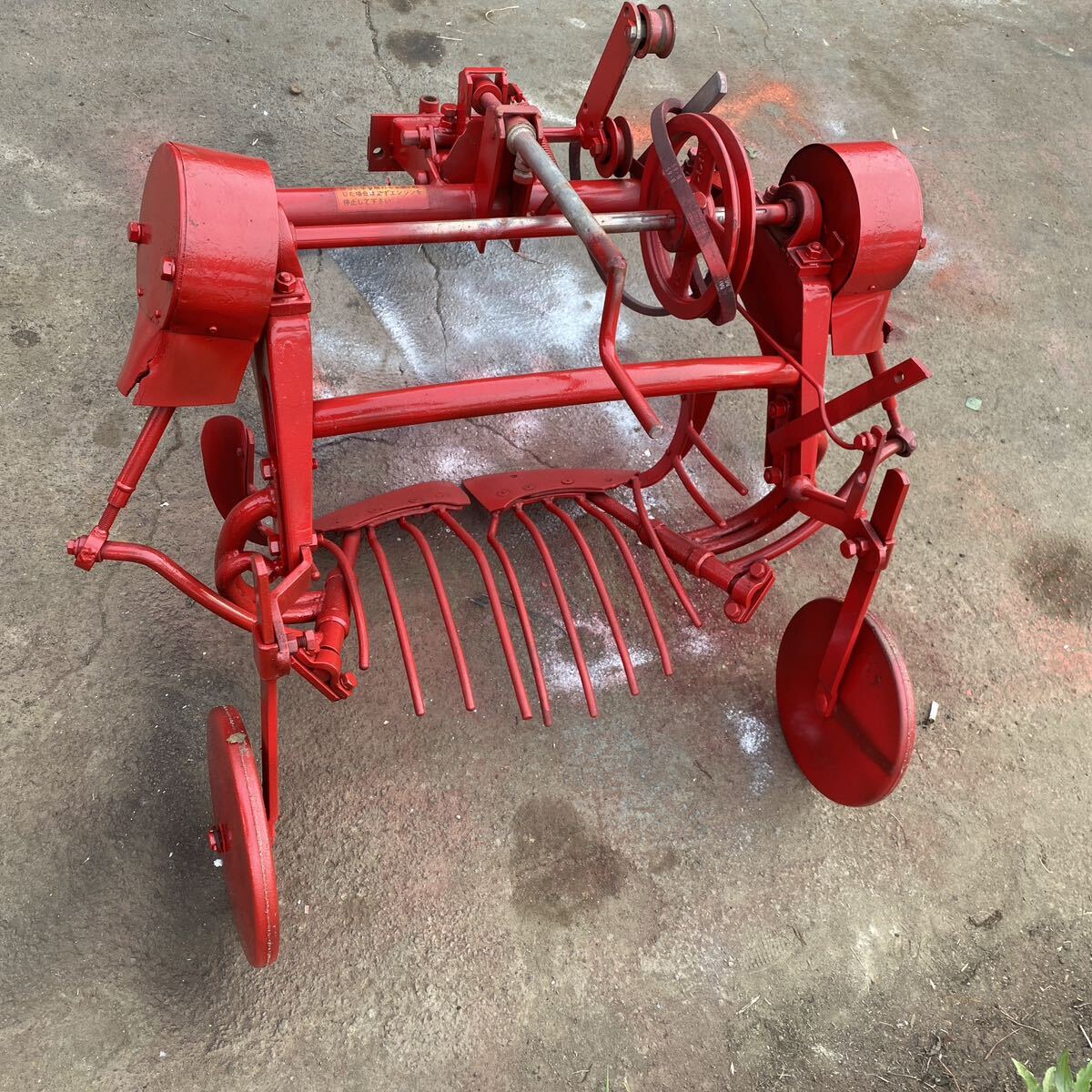 K6686】堀取機 耕運機用 芋掘り機 甘藷 芋 掘り取り機 掘取機 K6686】堀取機 耕運機用 芋掘り機 甘藷 芋 掘り取り機 掘取機