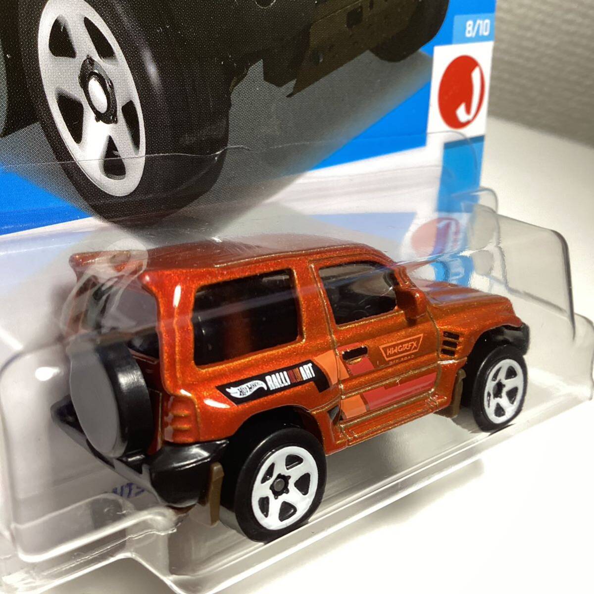 J ассортимент * Hot Wheels * Mitsubishi Pajero Evolution Hot Wheels