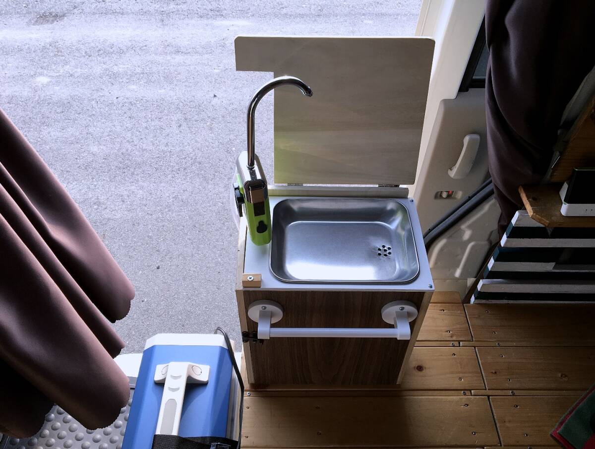 車中泊用 シンク ギャレー 新品ウォーターポンプ付き 車中泊用 シンク ギャレー 新品ウォーターポンプ付き
