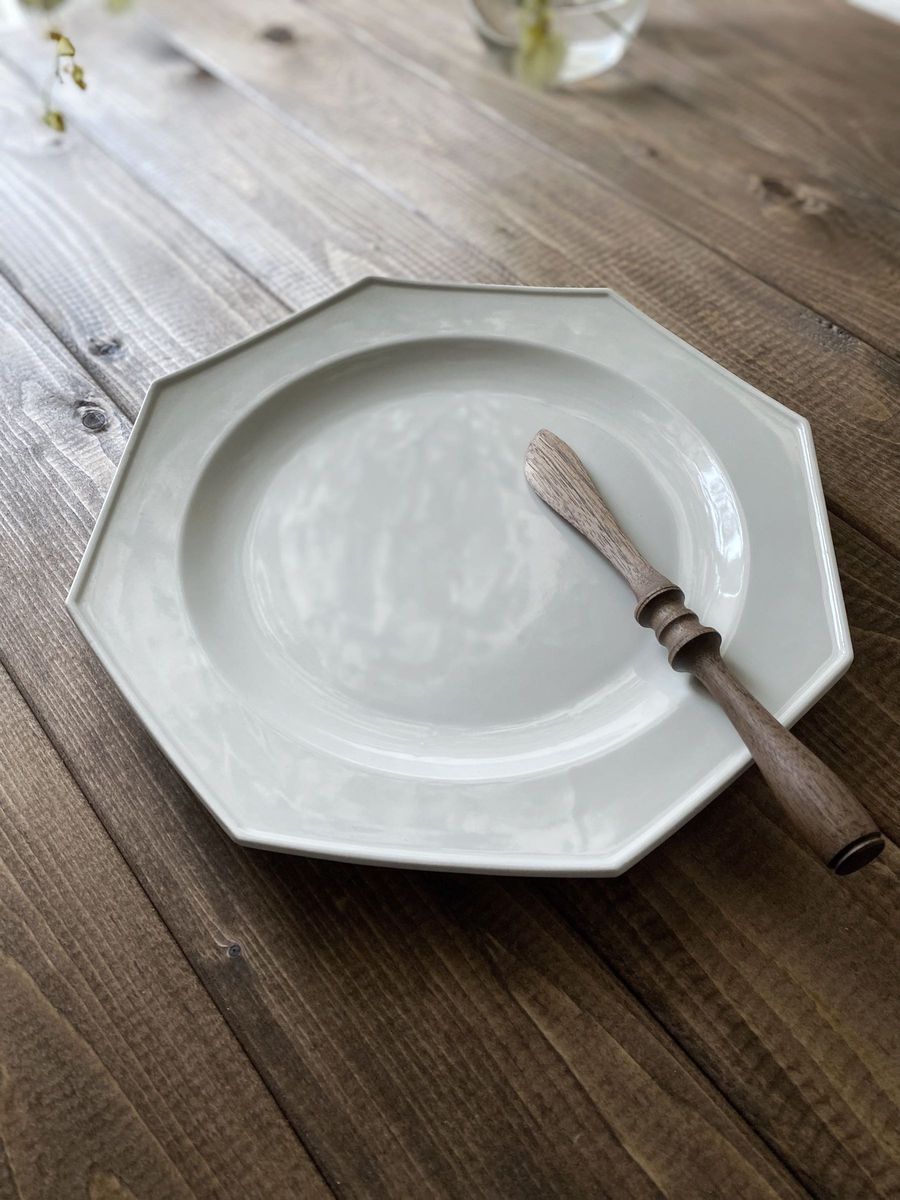 希少 石川隆児 octogonal plate White 艶 1枚 新品 オクトゴナル 希少 石川隆児 octogonal plate White 艶 1枚 新品 オクトゴナル