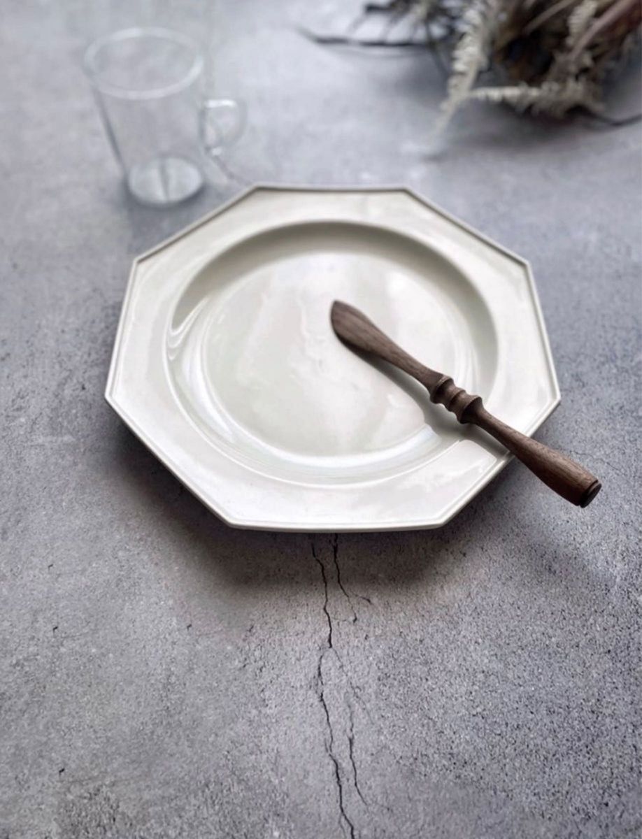 希少 石川隆児 octogonal plate White 艶 1枚 新品 オクトゴナル 希少 石川隆児 octogonal plate White 艶 1枚 新品 オクトゴナル