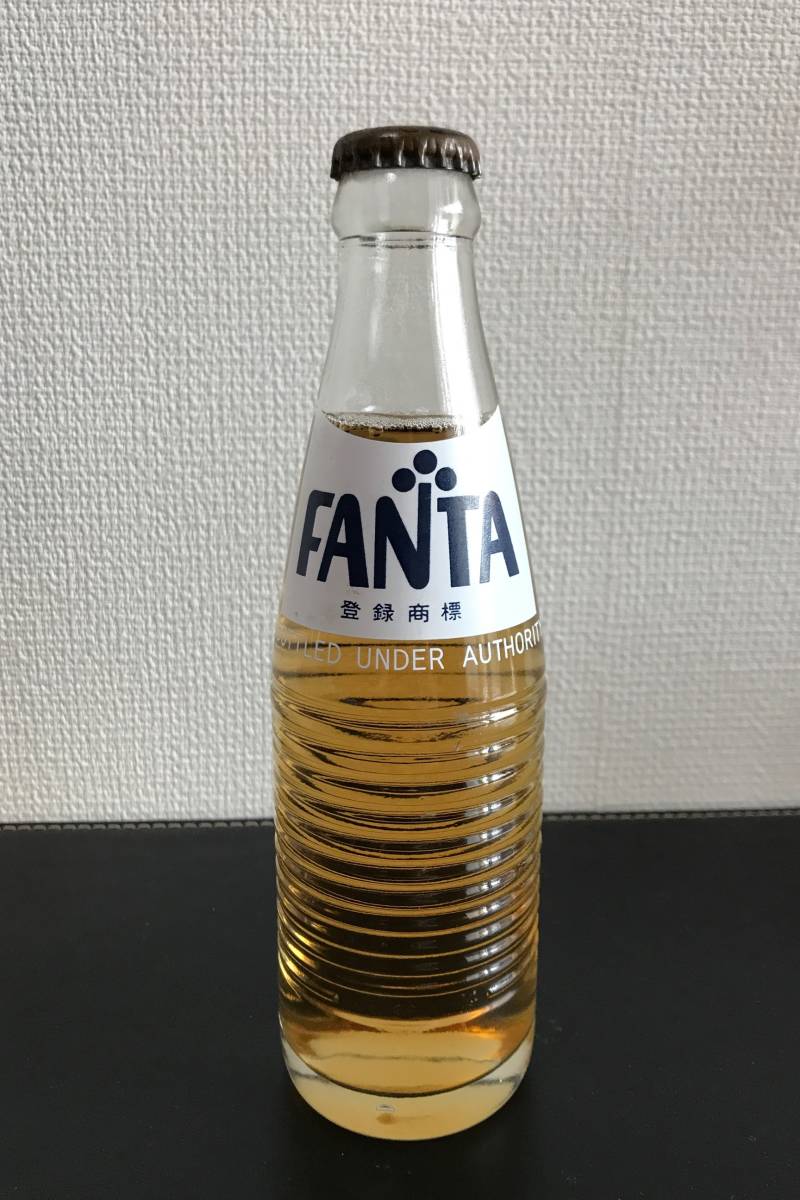 1975年 ファンタ ゴールデングレープ 未開封 ボトル 瓶 グレープ FANTA コカコーラ 白ロゴ 幻 昭和 レトロ コレクション_画像3