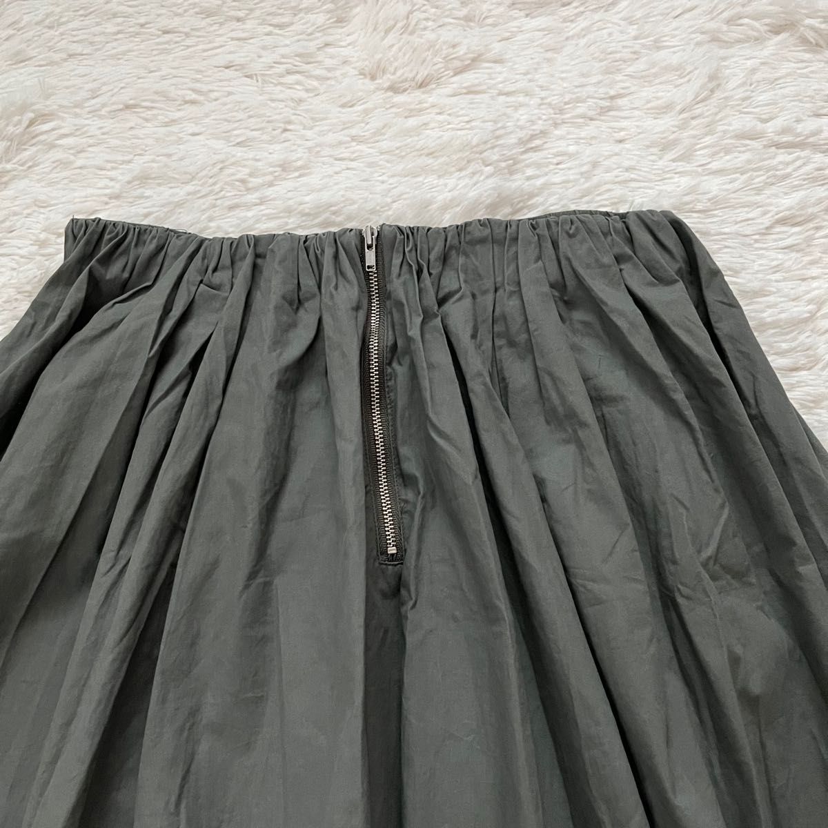 【SENSE OF PLACE】カーキ　ひざ丈フレアスカート　フリーサイズ ウエストゴム　コットン