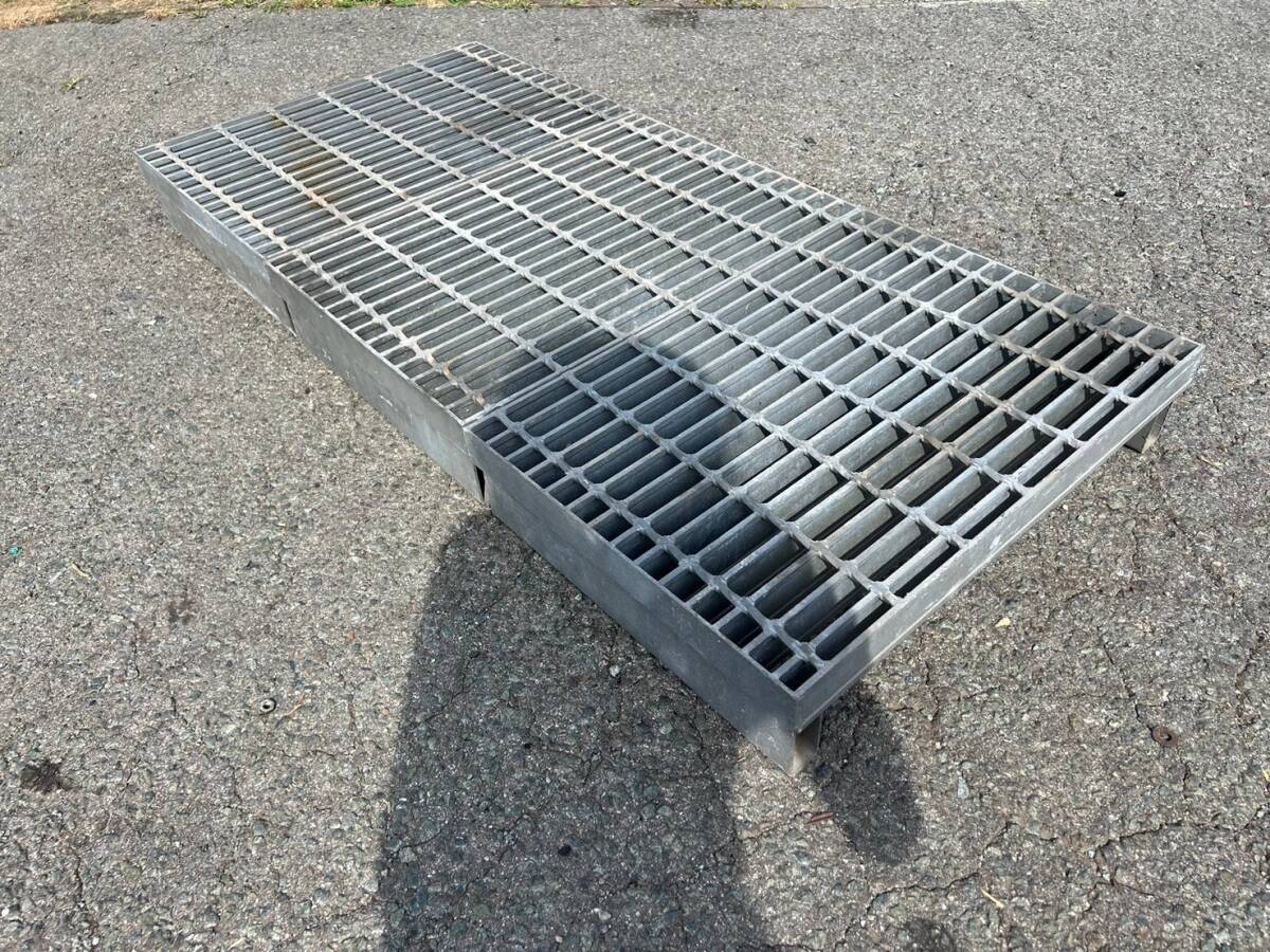 【6】★グレーチング★ 溝蓋 側溝 排水口 U字溝 3枚セット 現状品