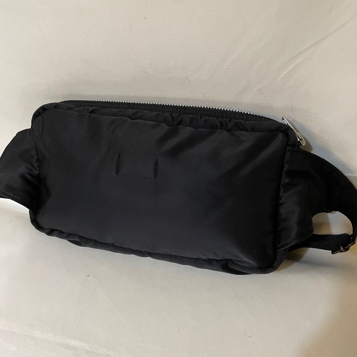 美品 ポーター タンカー ウエストバッグ ボディバッグ 黒 PORTER 美品 ポーター タンカー ウエストバッグ ボディバッグ 黒 PORTER