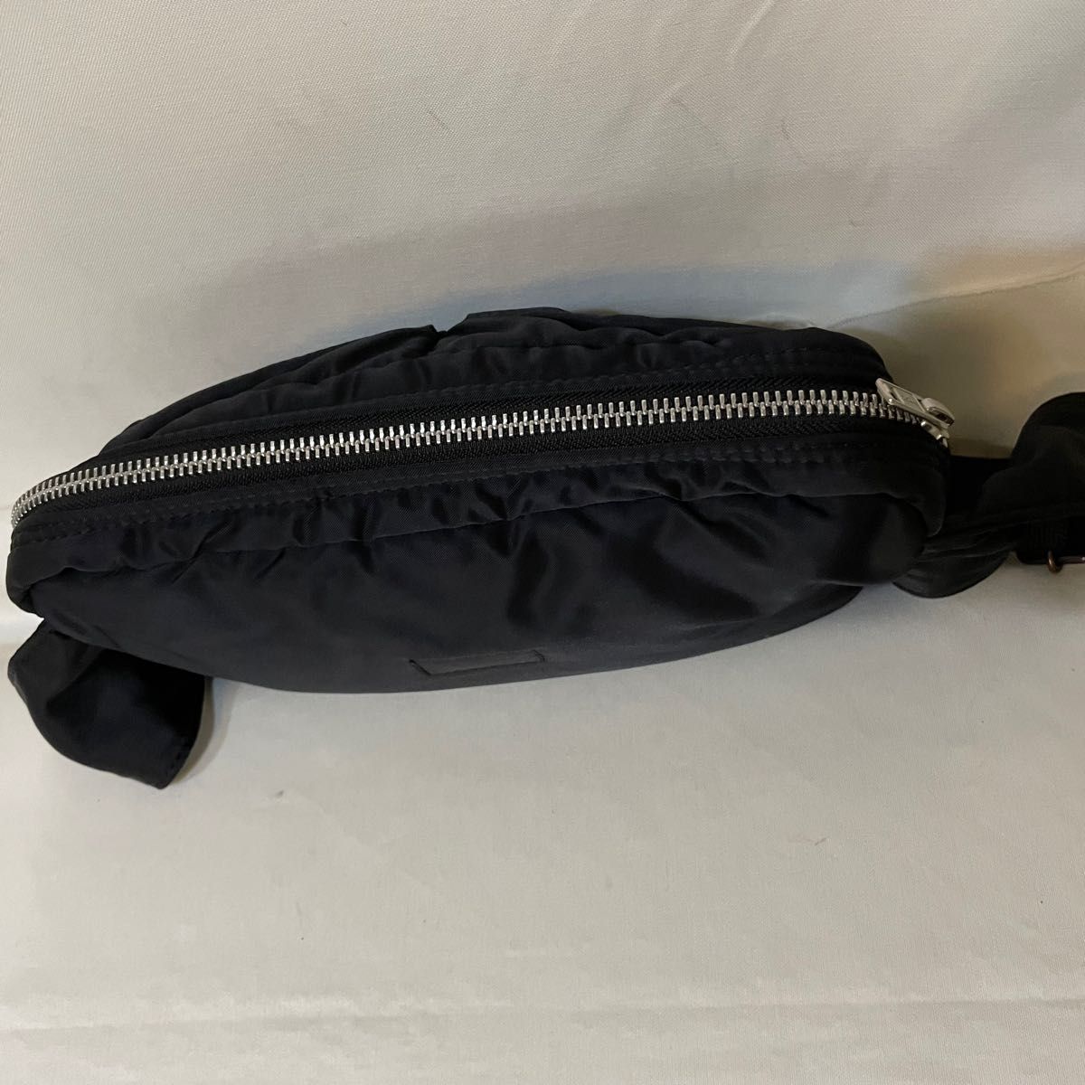 美品 ポーター タンカー ウエストバッグ ボディバッグ 黒 PORTER 美品 ポーター タンカー ウエストバッグ ボディバッグ 黒 PORTER