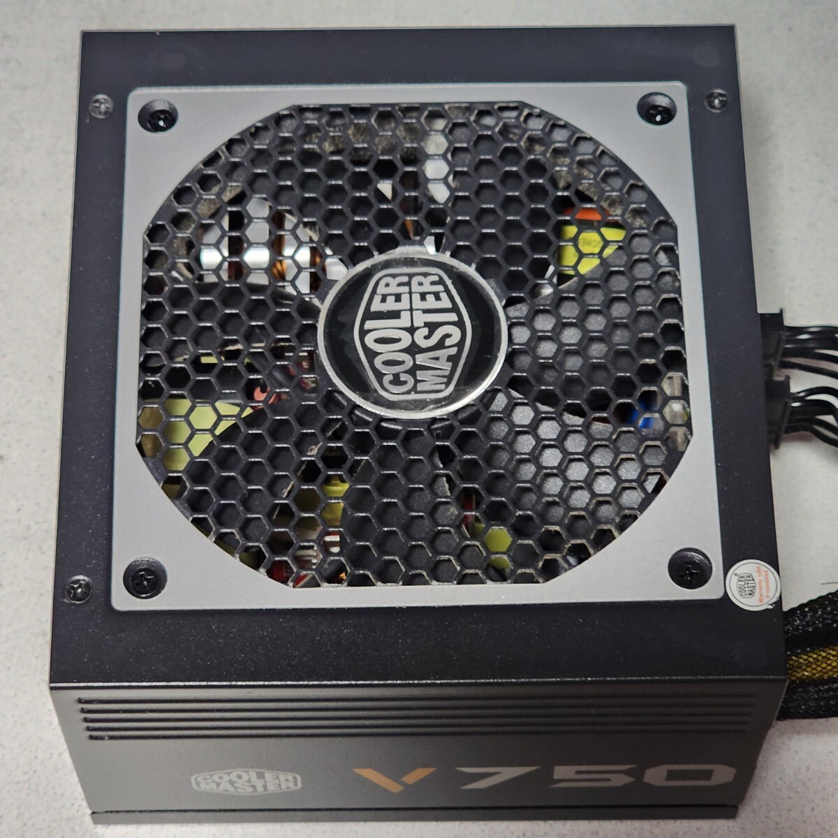 CoolerMaster V750(RS-750-AMAA-G1) 750W 80PLUS GOLD認証 ATX CoolerMaster V750(RS-750-AMAA-G1) 750W 80PLUS GOLD認証 ATX