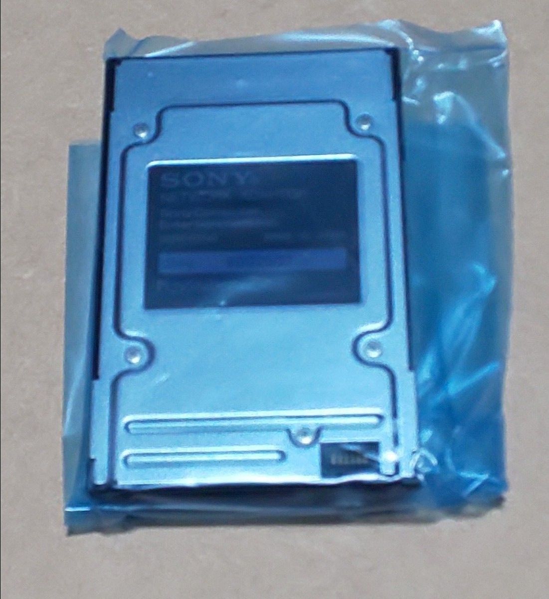 未使用】プレイステーション2用Linuxキット(β版) SCPH-10270 K 未使用】プレイステーション2用Linuxキット(β版) SCPH-10270 K