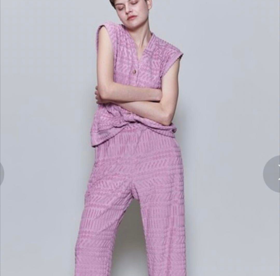 美品】6 ROKU PILE JACQUARD パイルジャガードベスト ピンク 美品】6 ROKU PILE JACQUARD パイルジャガードベスト ピンク
