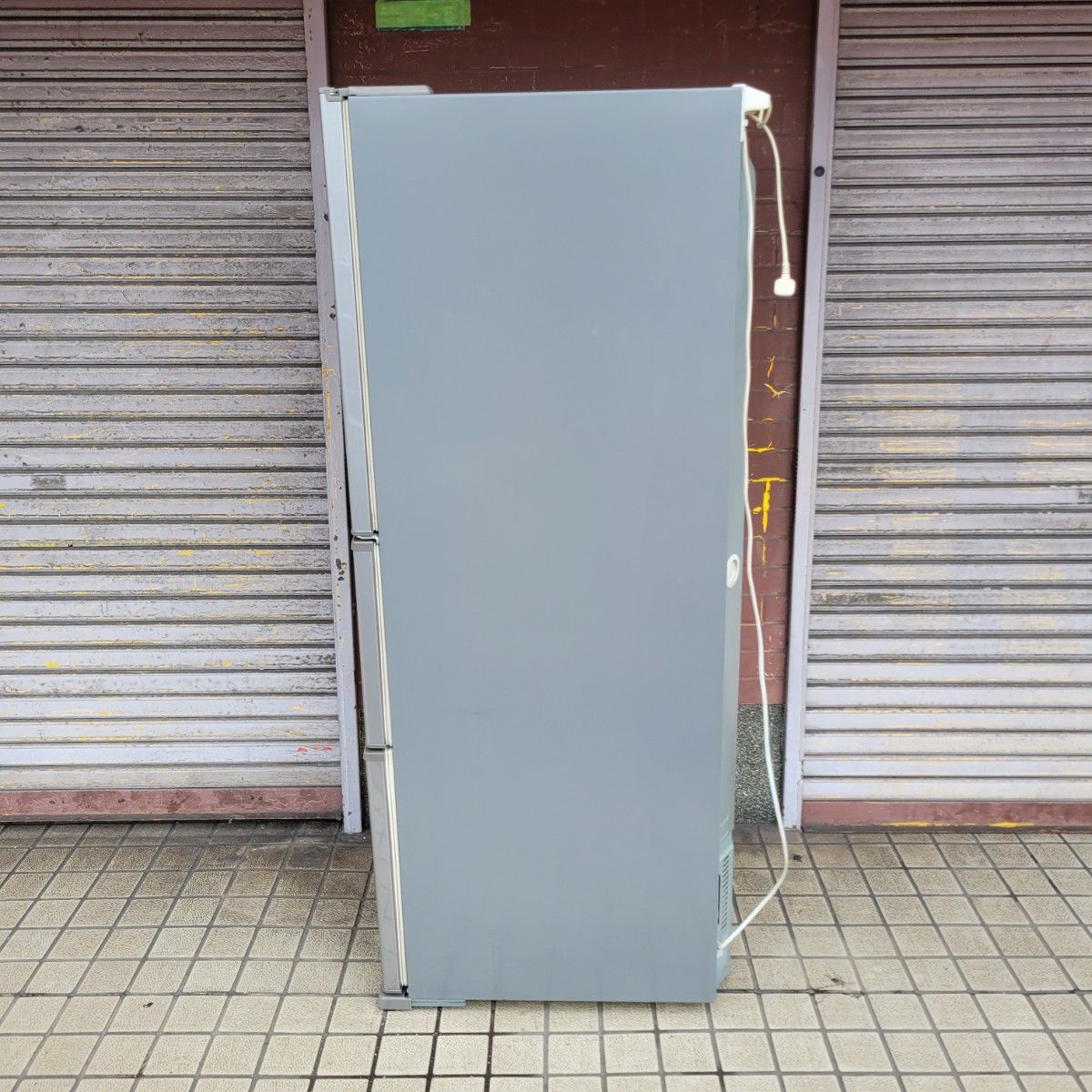 TOSHIBA ノンフロン冷凍冷蔵庫 東芝3ドア 339L自動製氷付き 全体 TOSHIBA ノンフロン冷凍冷蔵庫 東芝3ドア 339L自動製氷付き 全体