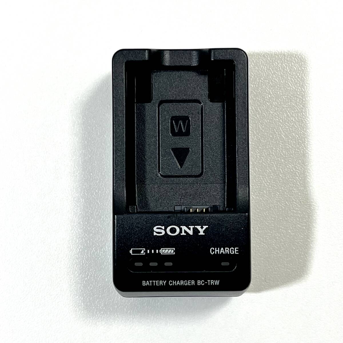 SONY ソニー バッテリーチャージャー BC-TRW(ソニー)|売買され SONY ソニー バッテリーチャージャー BC-TRW(ソニー)|売買され