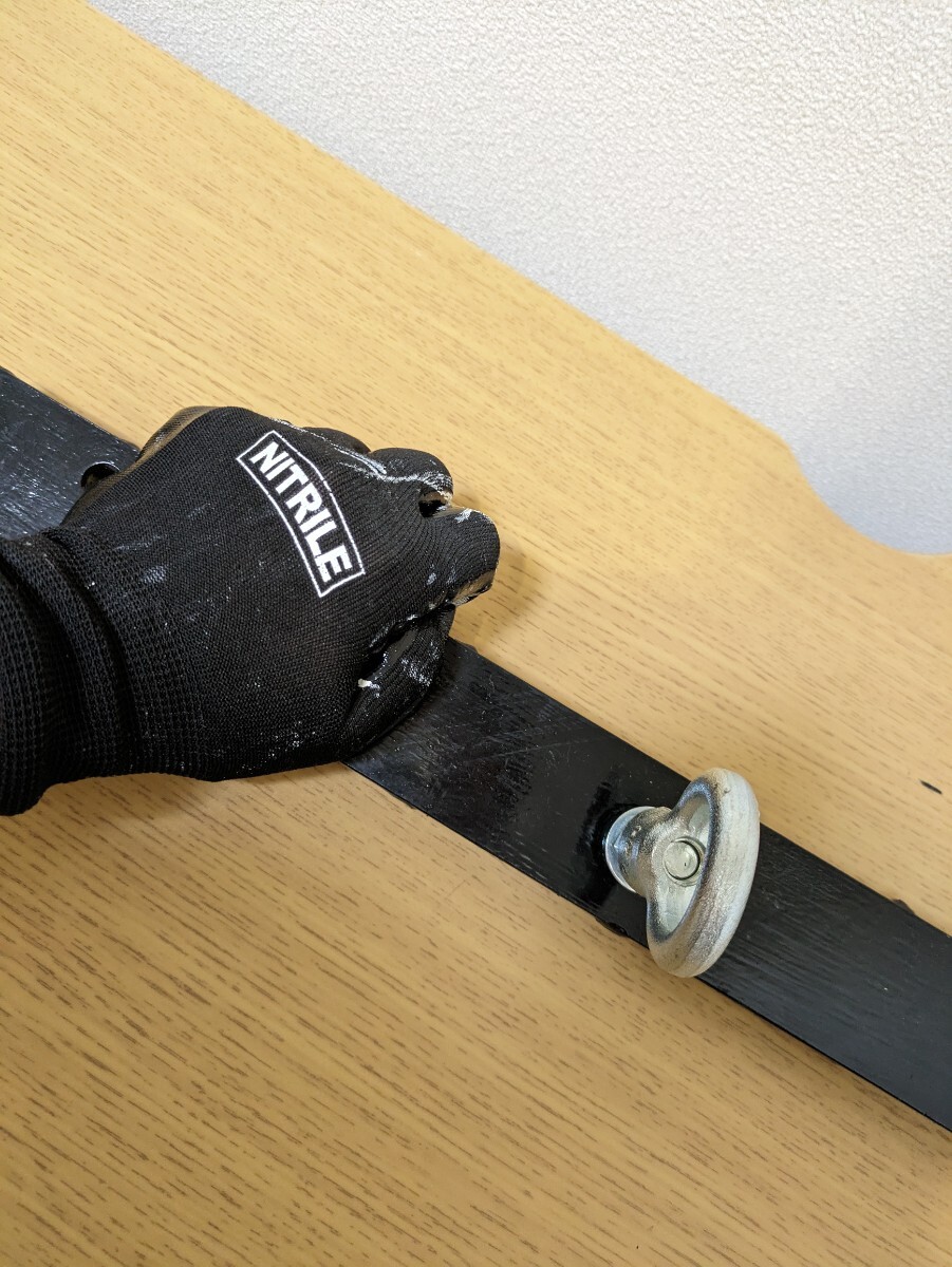 平面プレスバー 手のひら全体で押し込める 三頭筋 プレスダウン 平面プレスバー 手のひら全体で押し込める 三頭筋 プレスダウン
