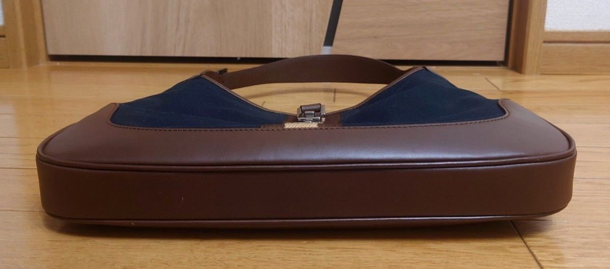 正規品 ほぼ未使用・長期保管品 GUCCI グッチ ジャッキーバッグ 正規品 ほぼ未使用・長期保管品 GUCCI グッチ ジャッキーバッグ