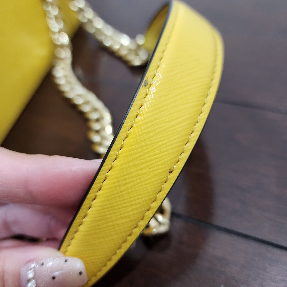 PRADA プラダ サフィアーノレザー 黄色 1BD133 チェーン PRADA プラダ サフィアーノレザー 黄色 1BD133 チェーン