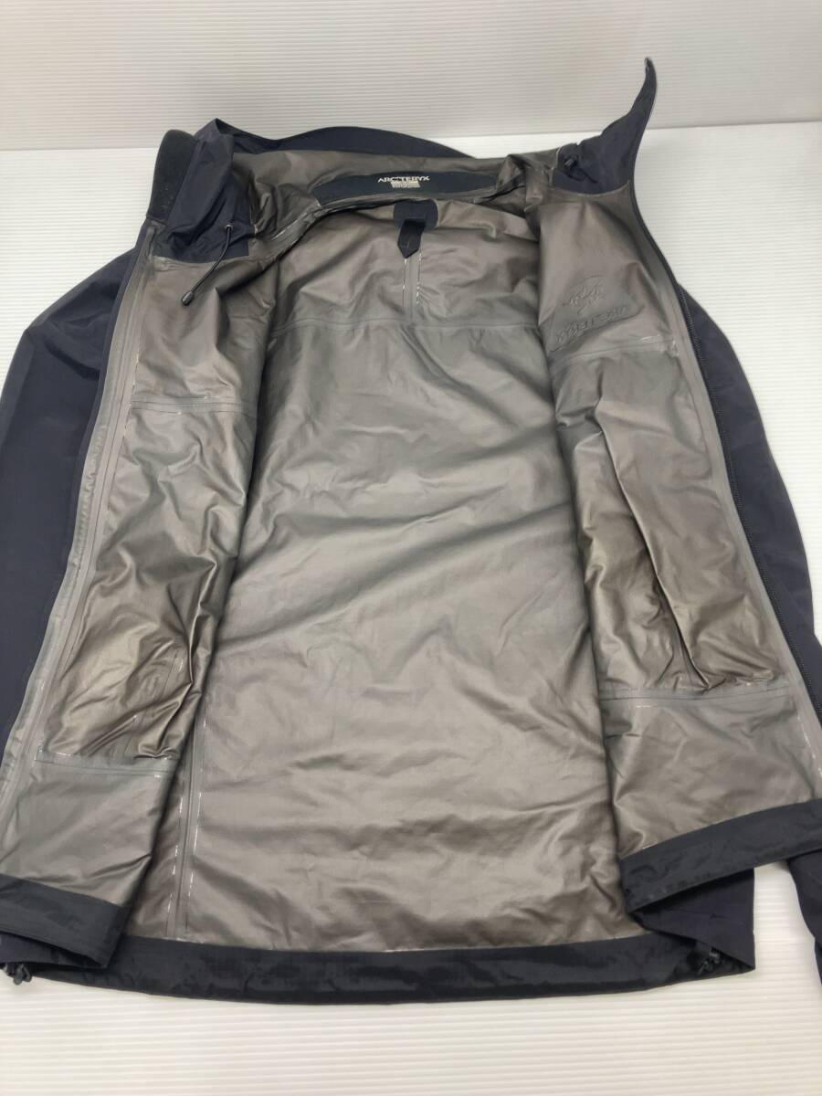 【ファッション好きが選ぶ人気ブランドランキング】 14280円 ☆ ARC'TERYX アークテリクス フード付きナイロン Sサイズ以下