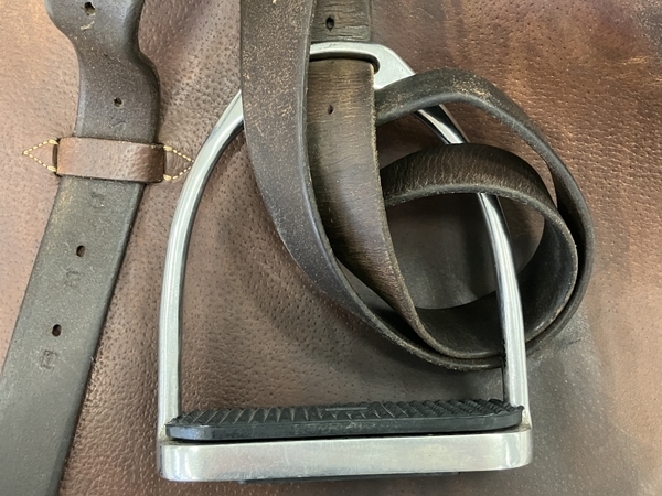 10272円 E.HERMES 30733 鞍 エルメス 馬具 鐙 乗馬 中古 10272円 E.HERMES 30733 鞍 エルメス 馬具 鐙 乗馬 中古