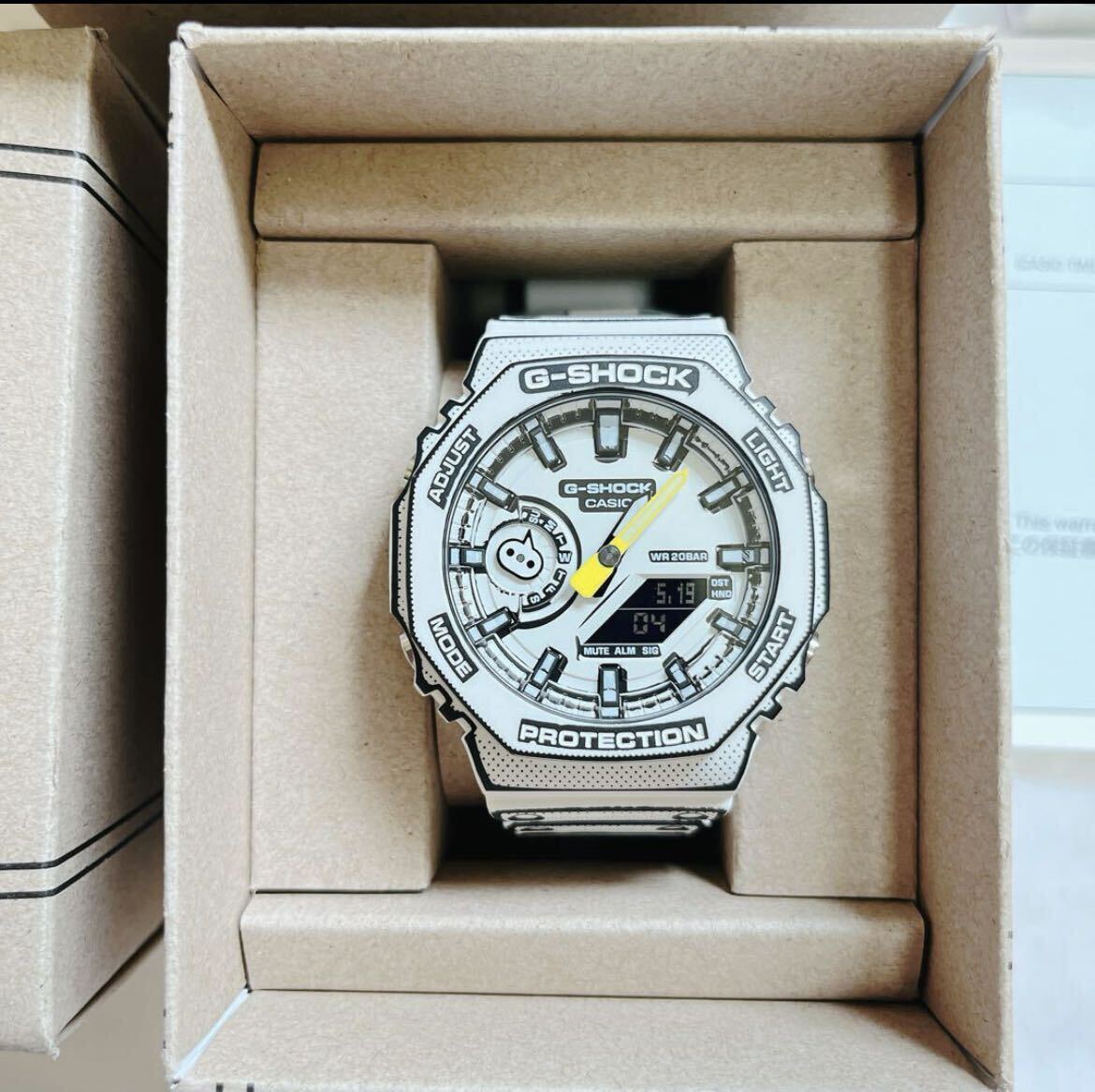 新品 未使用 GA-2100MNG-7AJR G-SHOCK マンガ 白|Yahoo!フリマ 新品 未使用 GA-2100MNG-7AJR G-SHOCK マンガ 白|Yahoo!フリマ