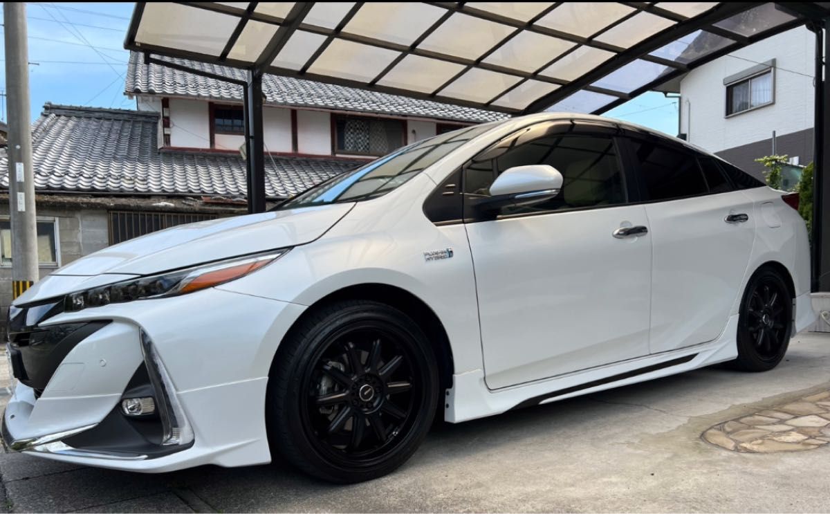 プリウス50 PHV タイヤホイールセット 225/40/18|Yahoo!フリマ プリウス50 PHV タイヤホイールセット 225/40/18|Yahoo!フリマ
