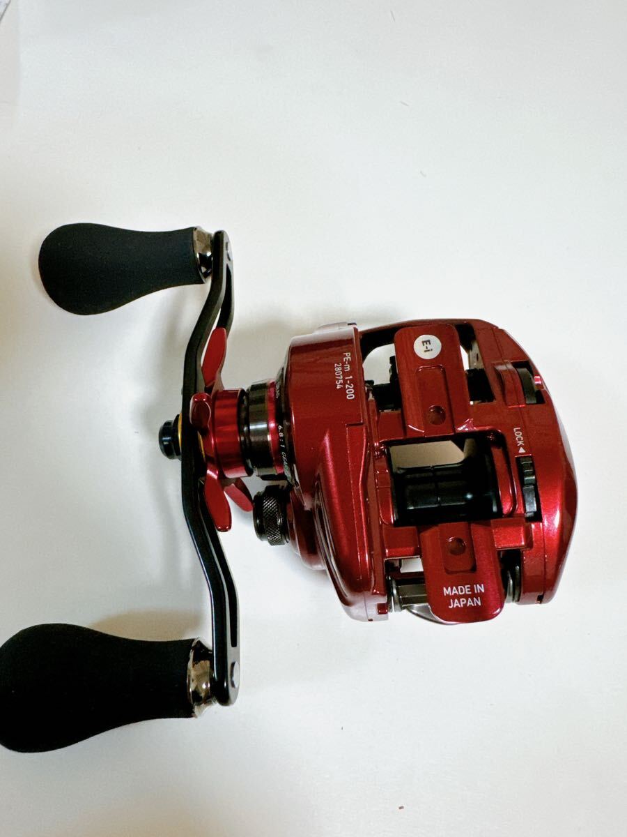 新品未使用品 2019年ダイワ アドミラ 100H(ADMIRA) カワハギ 新品未使用品 2019年ダイワ アドミラ 100H(ADMIRA) カワハギ