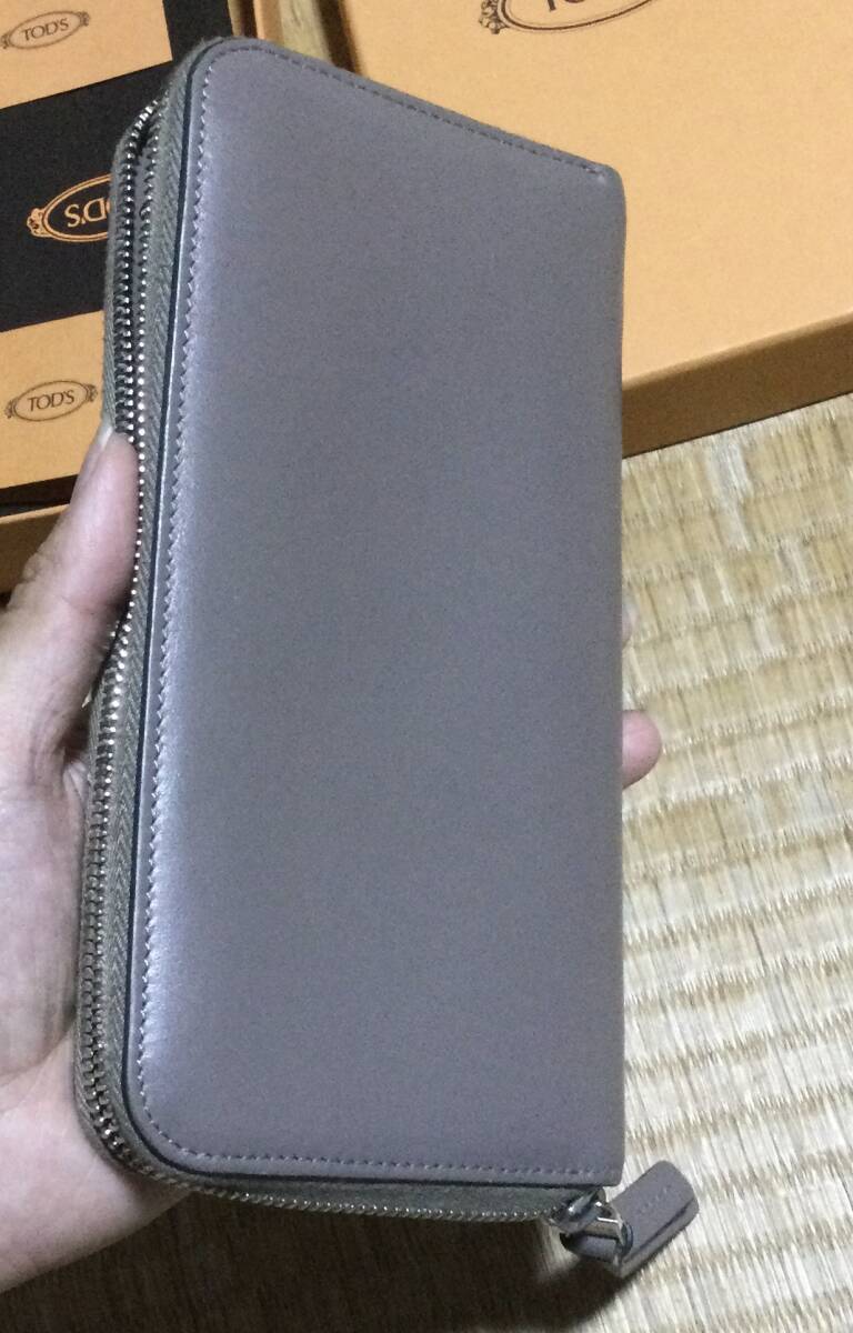 最終出品 送料込 売価約7万円 tod's トッズ モノグラム ロゴ 最終出品 送料込 売価約7万円 tod's トッズ モノグラム ロゴ