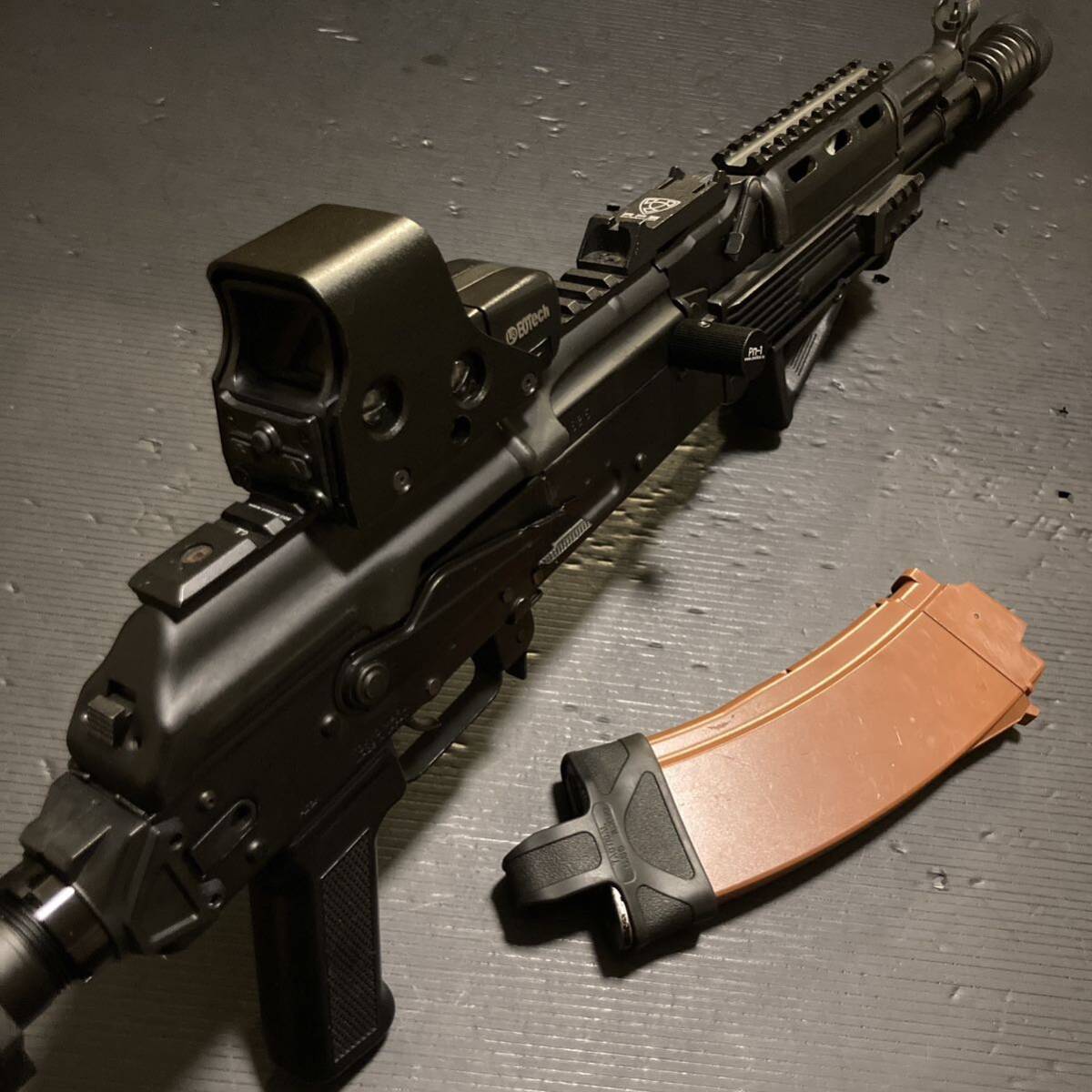 X-588 次世代電動ガン AK102 東京マルイ|Yahoo!フリマ(旧 X-588 次世代電動ガン AK102 東京マルイ|Yahoo!フリマ(旧