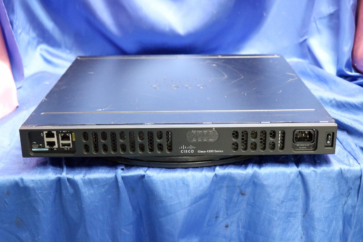 CISCO/シスコ 4000シリーズ サービス統合型ルーター ◇ISR4331 CISCO/シスコ 4000シリーズ サービス統合型ルーター ◇ISR4331
