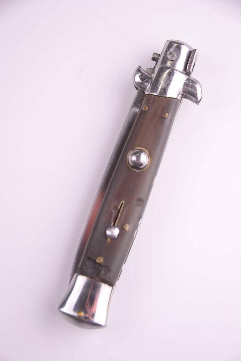 6800円 ジャックナイフ 飛び出しナイフ アメリカ製? 扱いは危険 6800円 ジャックナイフ 飛び出しナイフ アメリカ製? 扱いは危険
