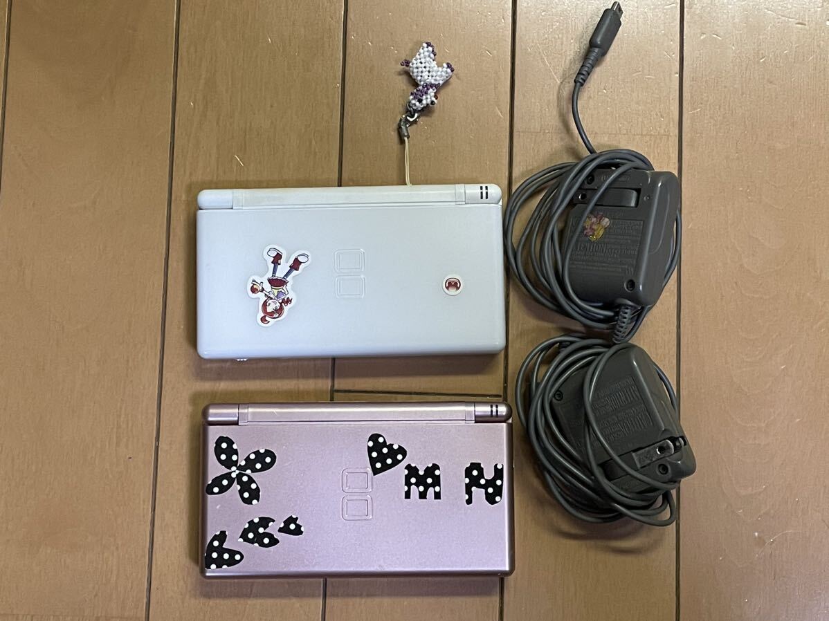 中古)(ジャンク)任天堂 DS lite2台 アダプタ2個 ラブベリ用 中古)(ジャンク)任天堂 DS lite2台 アダプタ2個 ラブベリ用