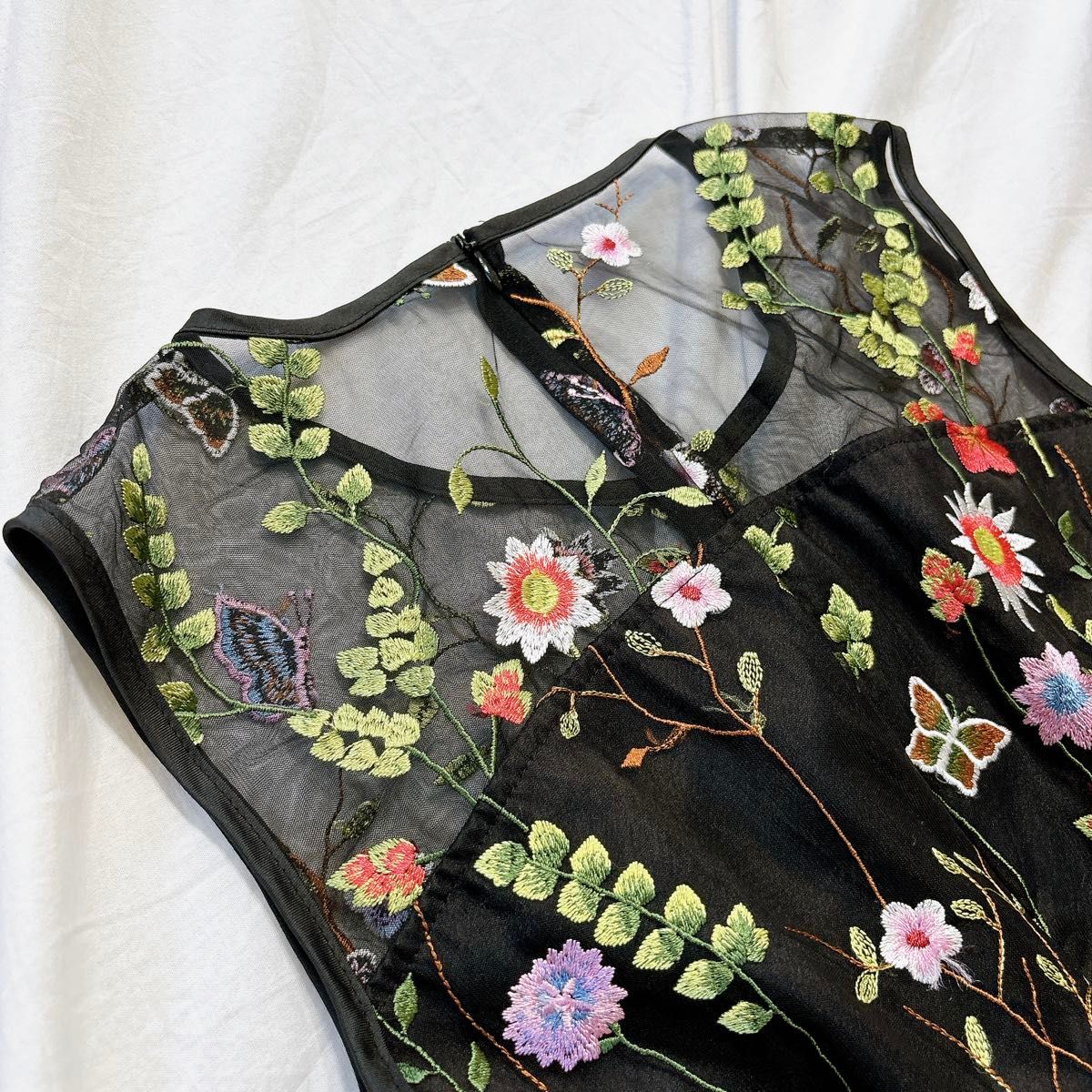SinceThenキュート お花 刺繍 ノースリーブ ショートワンピース チェリーアン 花柄刺繍ワンピース】Cherry Ann シースルー 膝丈