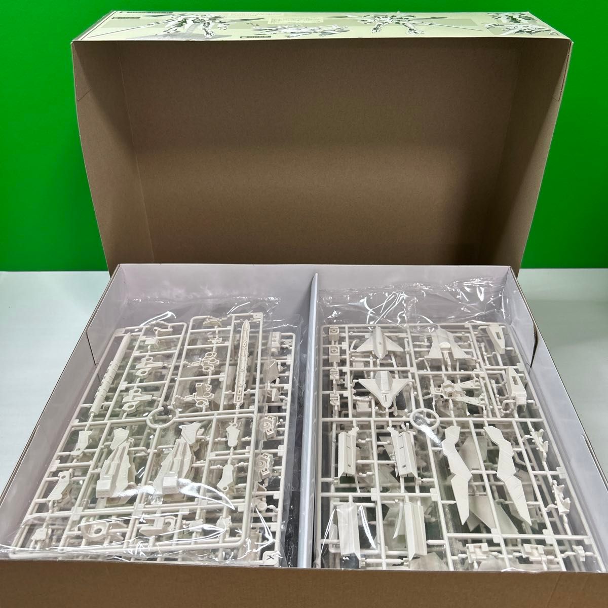 NieR Automata プラスチックモデルキット 飛行ユニットHo229 NieR Automata プラスチックモデルキット 飛行ユニットHo229