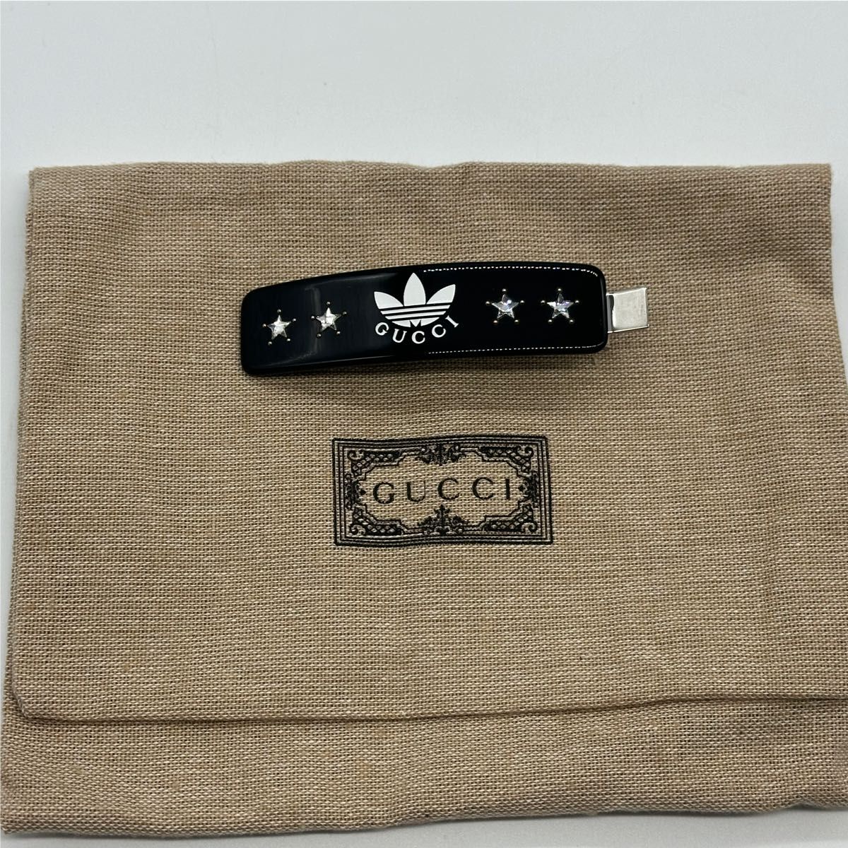 新品 限定コラボ adidas x Gucci スター バレッタ ヘアクリップ 新品 限定コラボ adidas x Gucci スター バレッタ ヘアクリップ