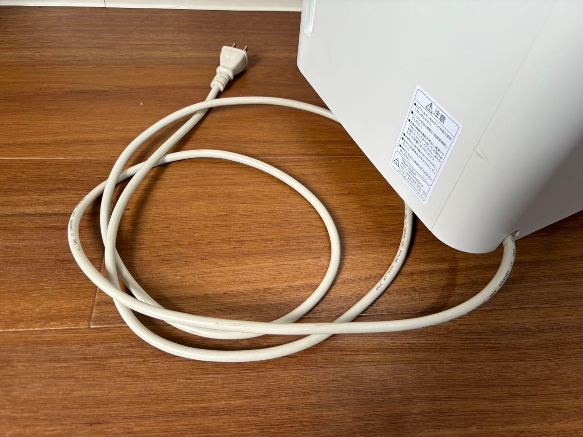 中古美品)アイリスオーヤマ コンパクトクーラー ICA-0301G 2023 中古美品)アイリスオーヤマ コンパクトクーラー ICA-0301G 2023