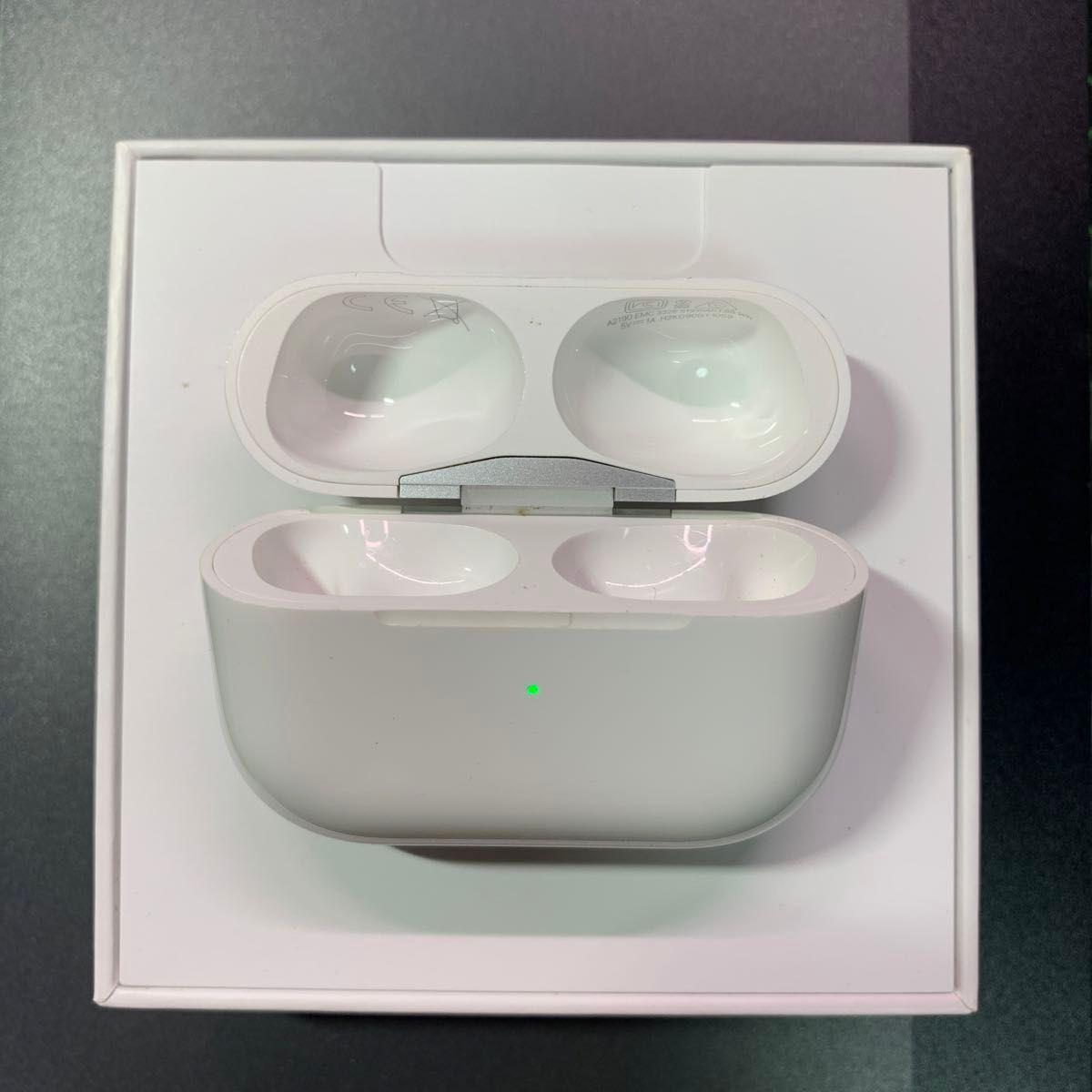 Apple AirPods Pro 第1世代 充電ケース|Yahoo!フリマ(旧PayPay Apple AirPods Pro 第1世代 充電ケース|Yahoo!フリマ(旧PayPay