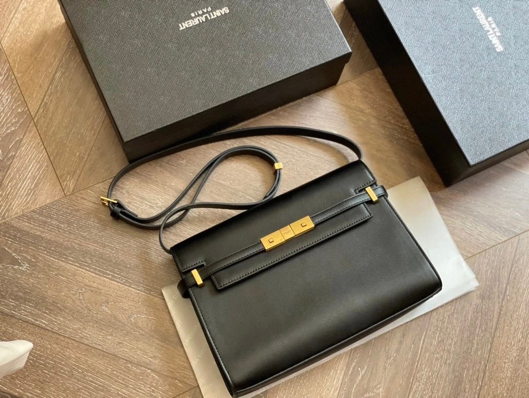 ★極美品★新品未使用★SAINT LAURENT YSL MANHATTAN　ショルダーバッグ 女性用 黒
