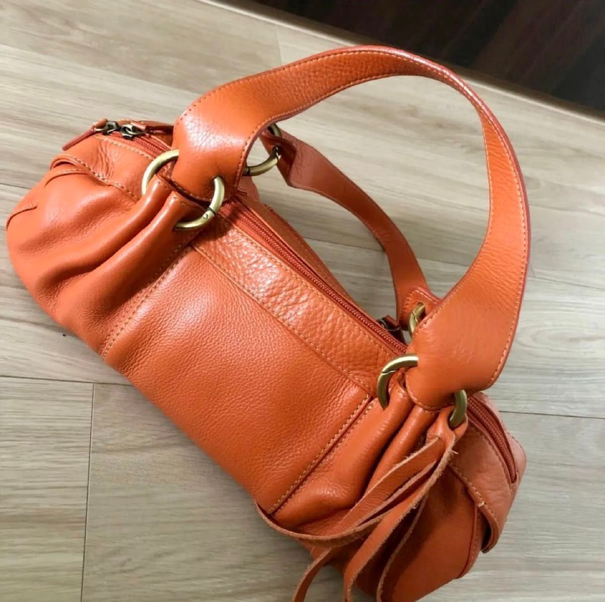 美品 TOPCORTトップコート 本革レザー ショルダーバッグ 美品 TOPCORTトップコート 本革レザー ショルダーバッグ