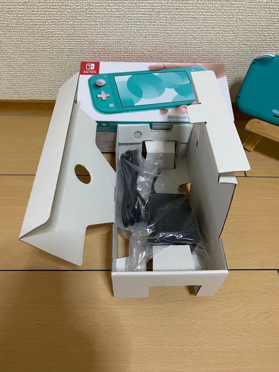 新品同様】2024年製 Switch lite Switchライト本体 ターコイズ 新品同様】2024年製 Switch lite Switchライト本体 ターコイズ