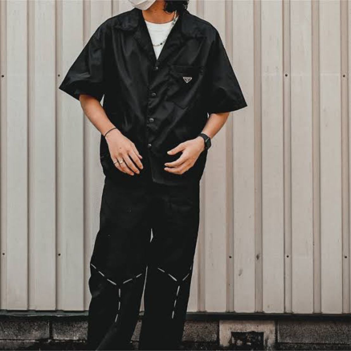 ハンター様専用】Prada Re-Nylon ナイロン 半袖シャツ 有名人 ハンター様専用】Prada Re-Nylon ナイロン 半袖シャツ 有名人