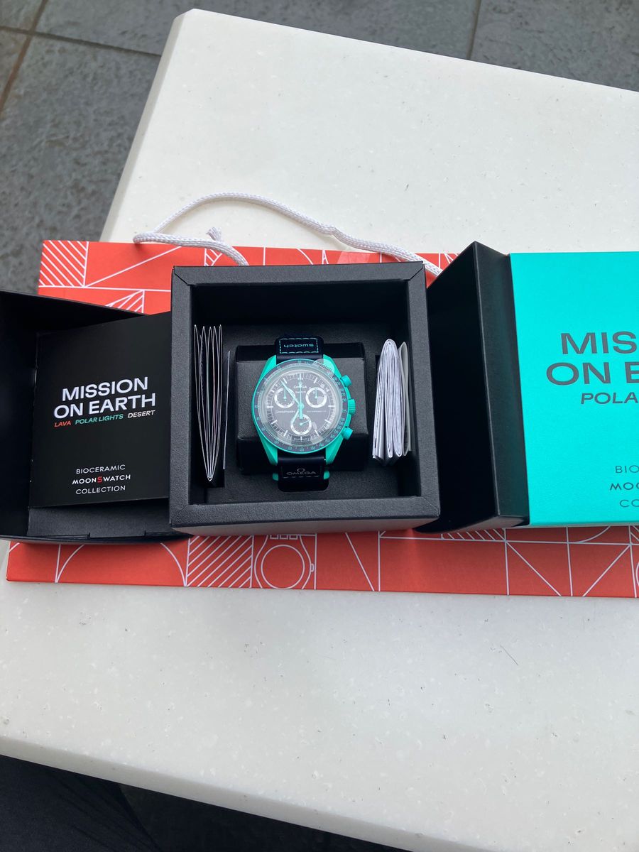 OMEGA X Swatch MISSION ON EARTH POLAR LIGHTS オメガ OMEGA X Swatch MISSION ON EARTH POLAR LIGHTS オメガ