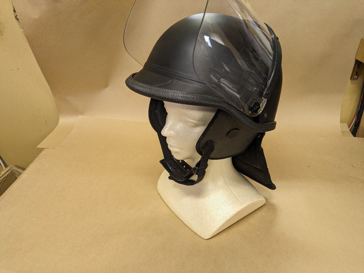 昭和 レトロ 希少 機動隊 ヘルメット 警察 お巡りさん 警視庁 昭和 レトロ 希少 機動隊 ヘルメット 警察 お巡りさん 警視庁